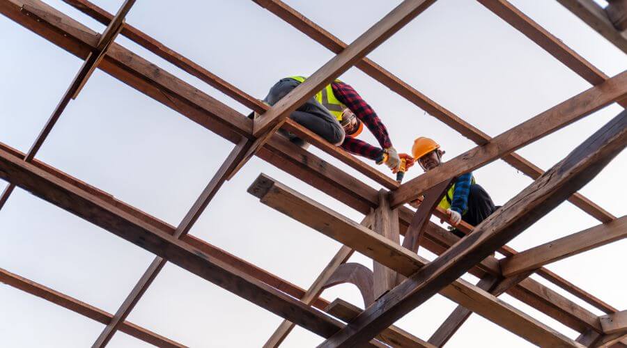 Expert Emergency Roof Repairs services in Middleburg, KY